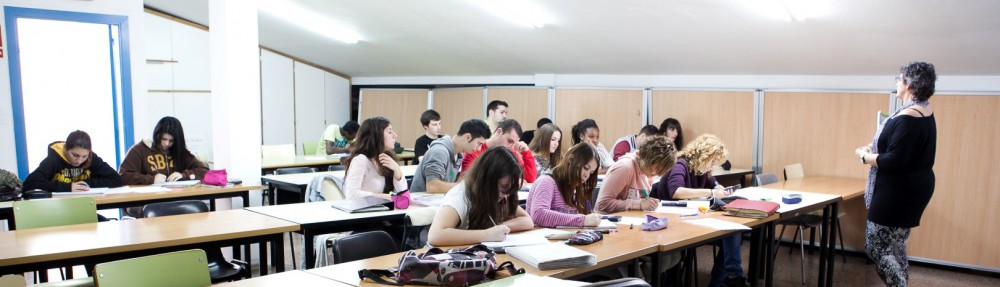 Escola adults Natura amplia classes d'angles
