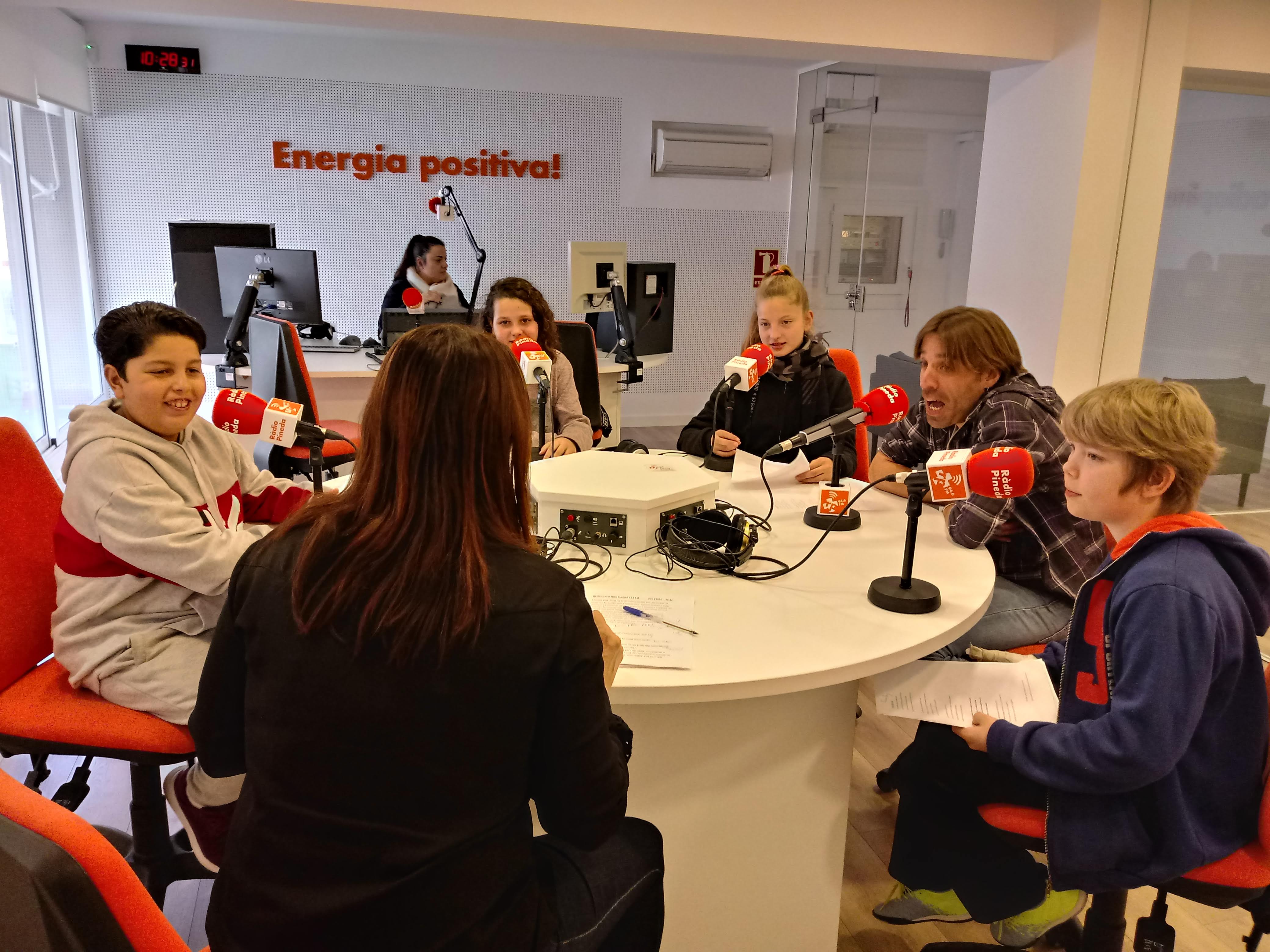 L'escola Sant Jordi a Ràdio Pineda