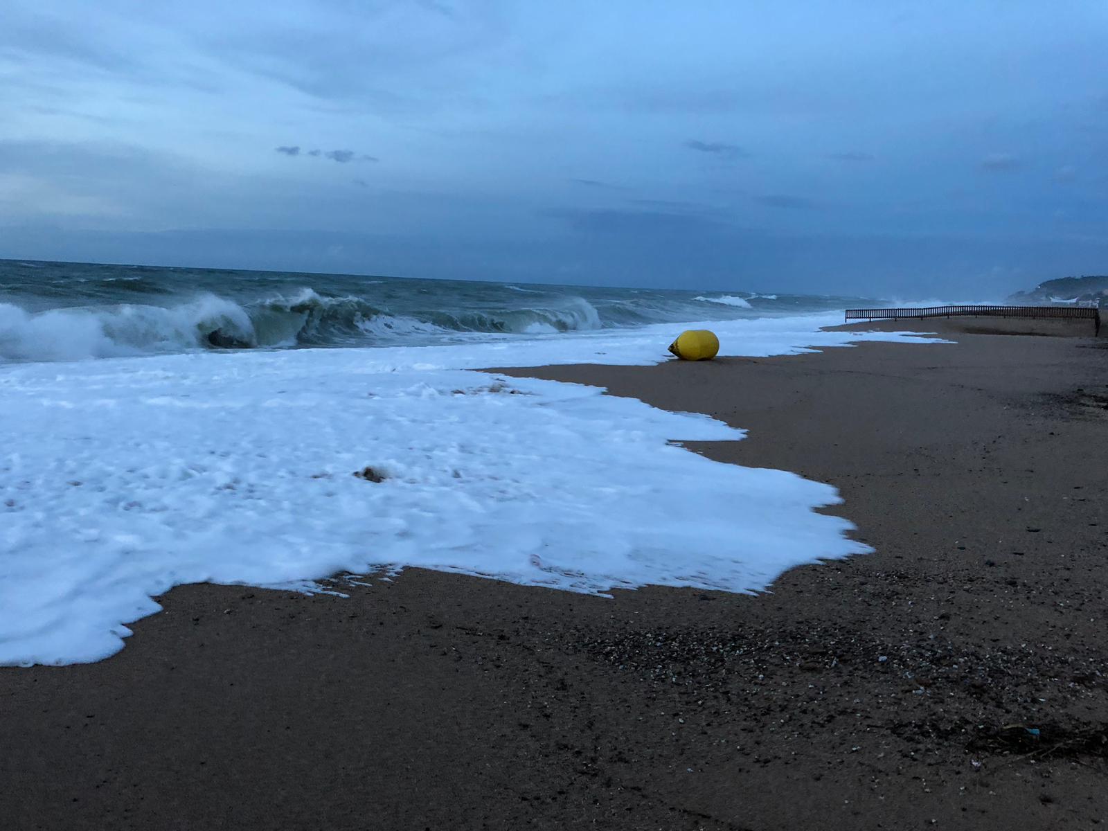 Ressaca mar de fons