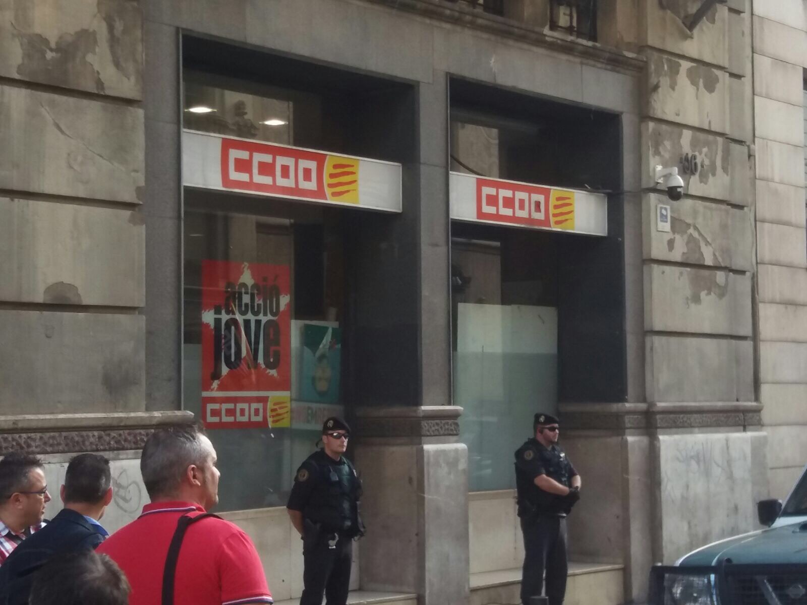 Guàrdia Civil a la seu de CCOO 